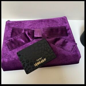 Tarte MANEATER eyeshadow palette plus FREE Cosmetic Bag